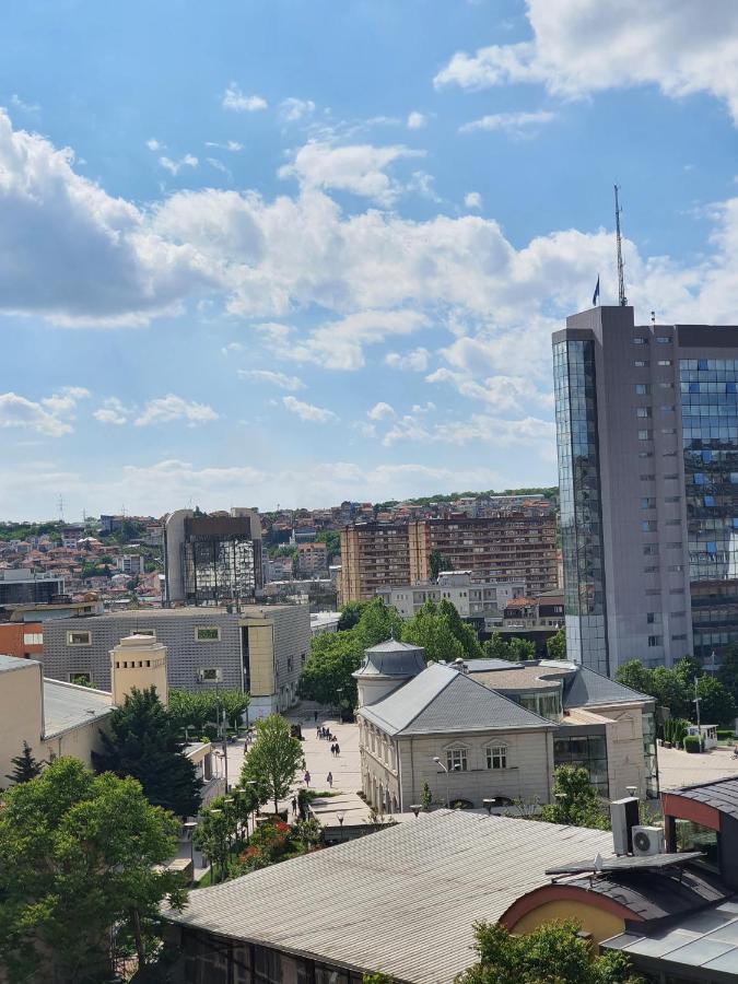 Zogu Apartments - City View Prishtine Bagian luar foto